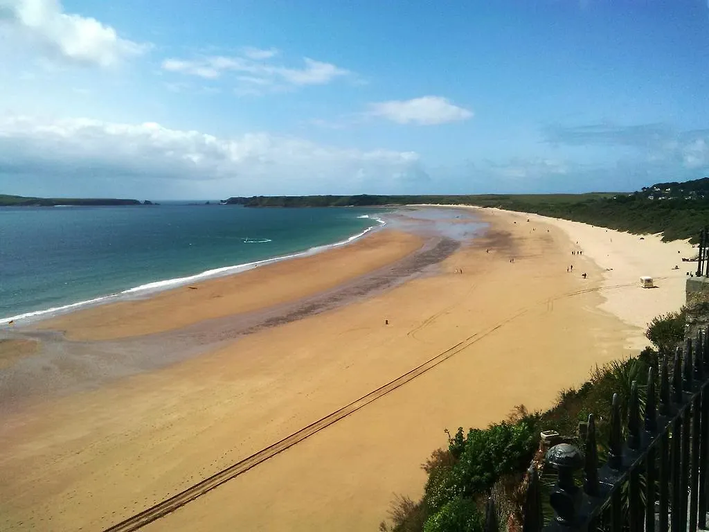 Glenholme Apartment Tenby
