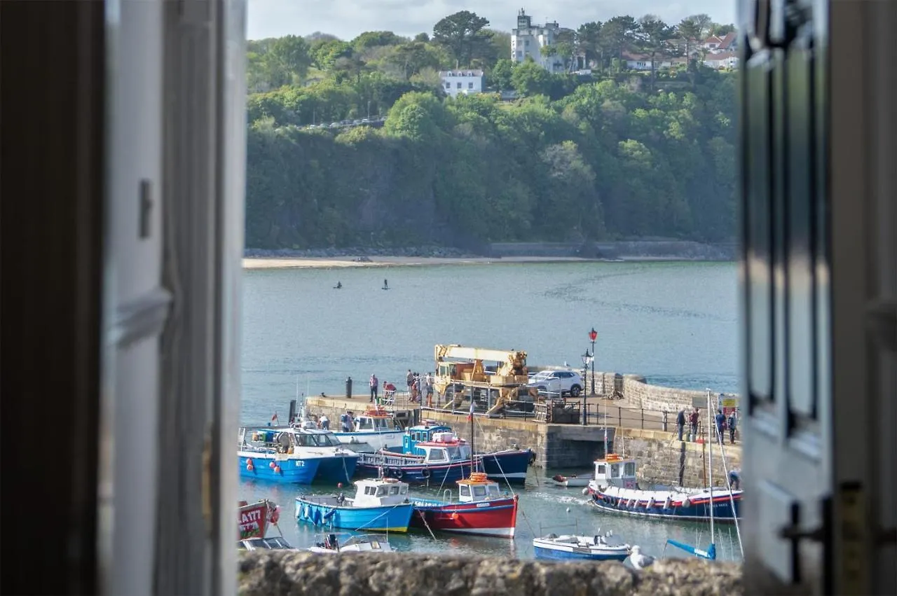 Gwynne House - 6 Bedroom Luxurious - Harbour Tatil Evi Tenby