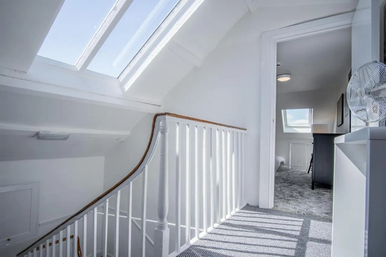 Gwynne House - 6 Bedroom Luxurious - Harbour Tatil Evi
