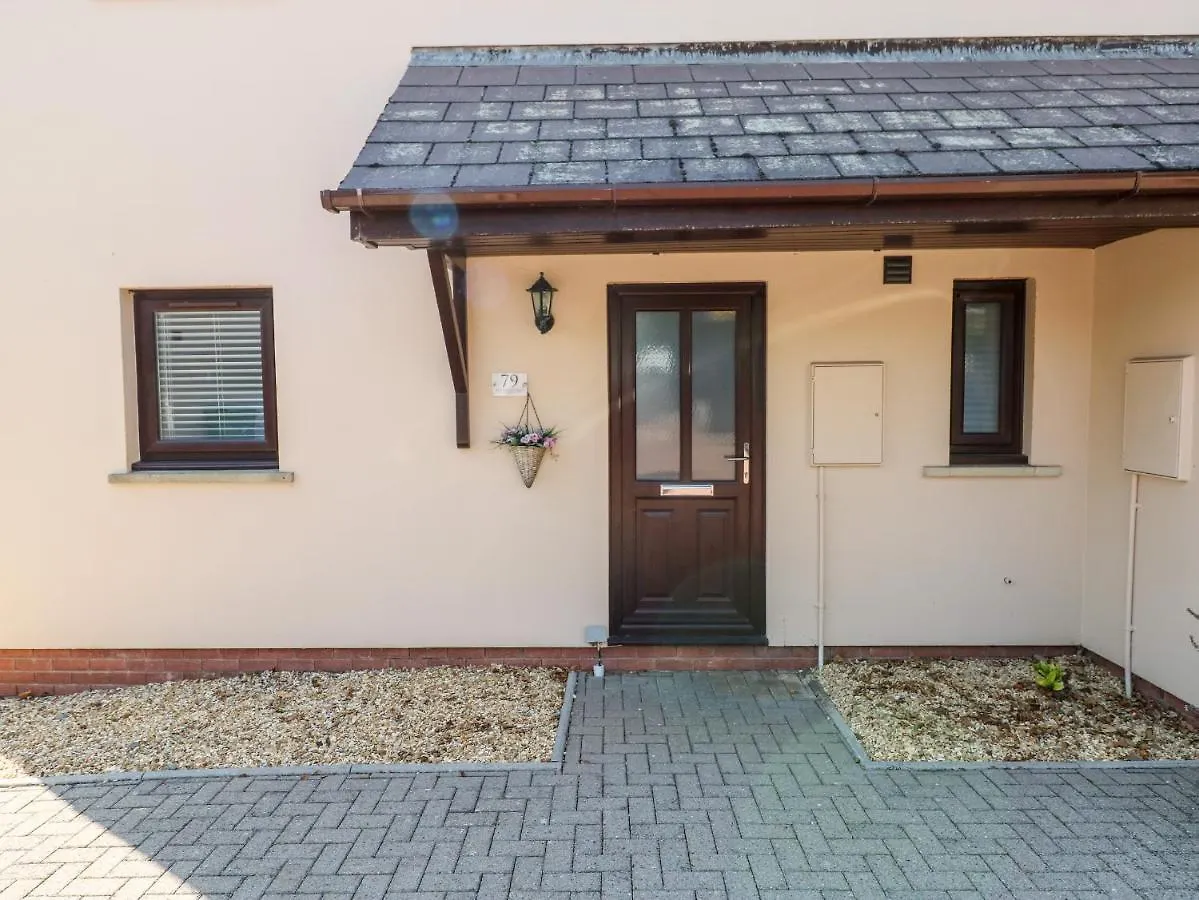 Apartment Clicketts Court Tenby