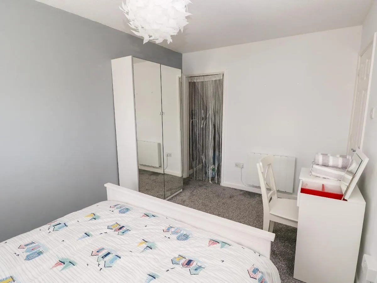 Clicketts Court Tenby