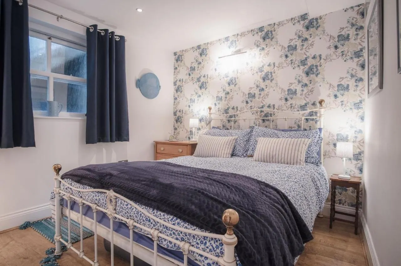 Goscar Court - 1 Bedroom - * Tenby