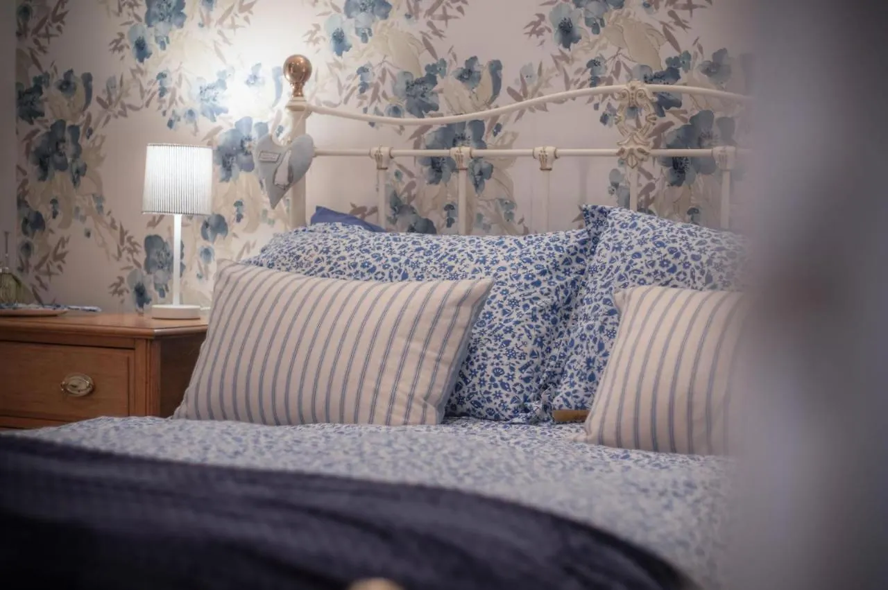 Goscar Court - 1 Bedroom - Apartment *