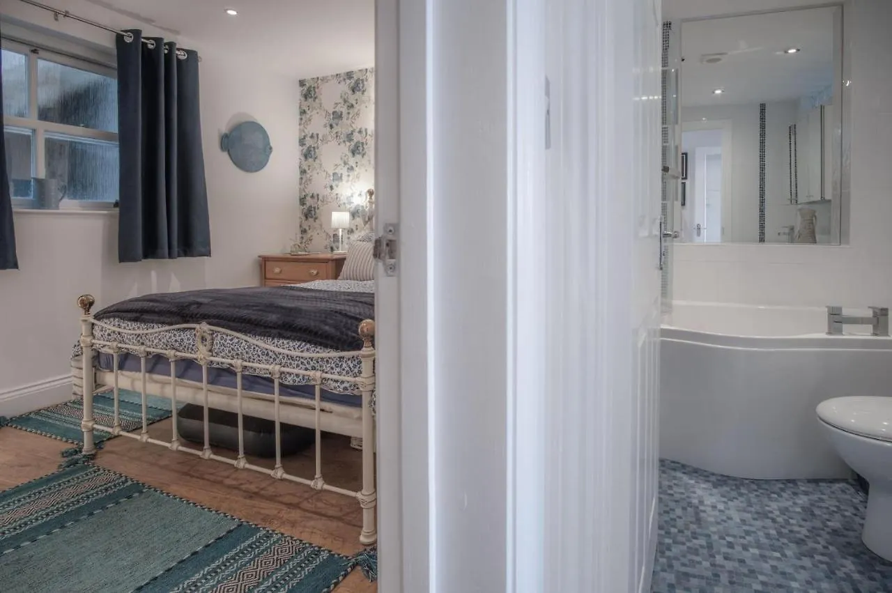 Goscar Court - 1 Bedroom - * Tenby