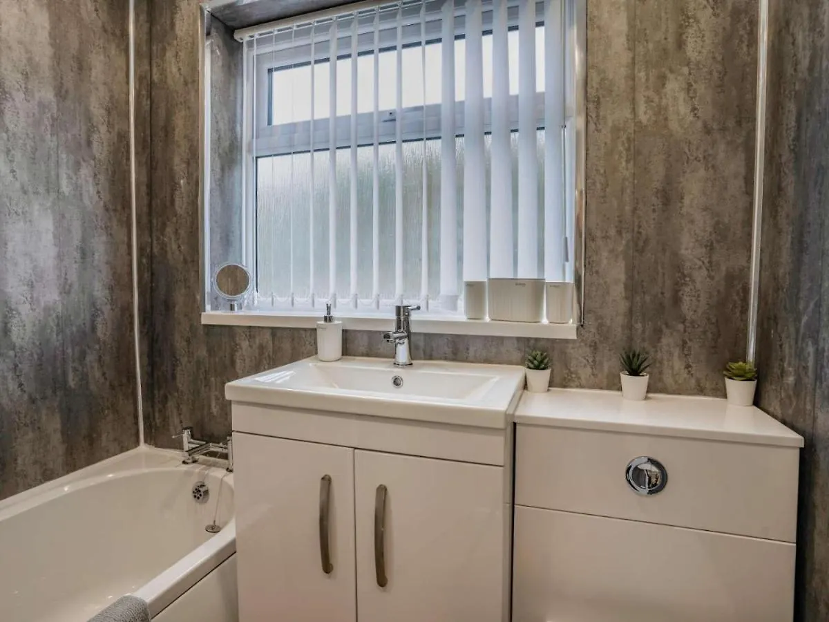 Holiday home 3-bed 5-6 Berth Modernised Bungalow! *
