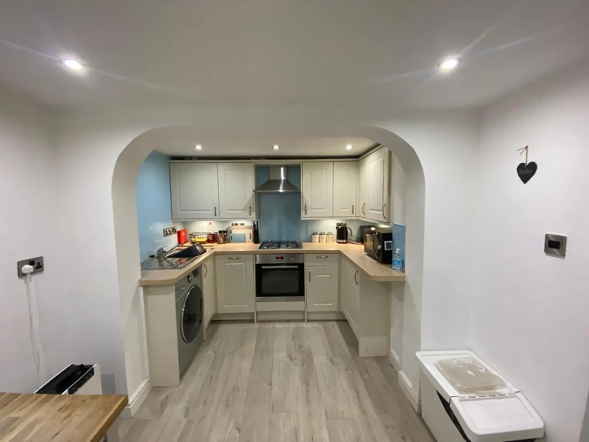 Holiday home Sands Reach, Dog Friendly House Tenby