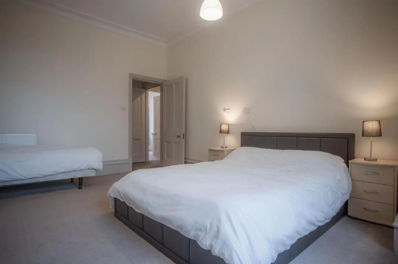 Connaught House - 2 Bedroom - Tenby