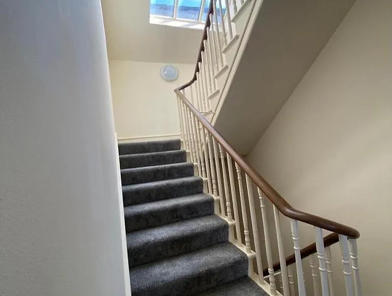Apartment Caldey View- A Beautiful Flat In The Heart Oftenby *