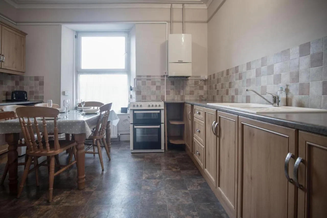Connaught House - 2 Bedroom - * Tenby