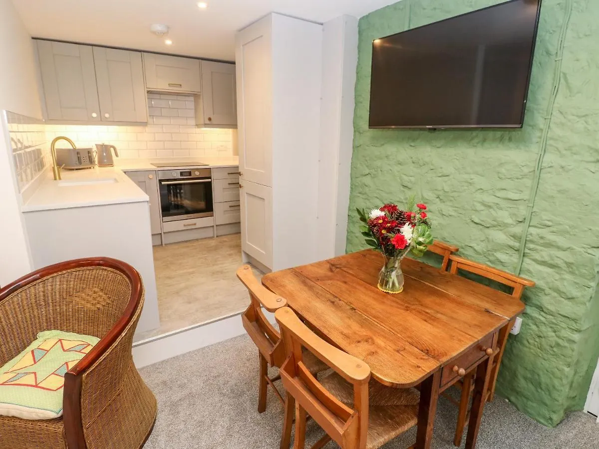 Holiday home Rosemary Tenby