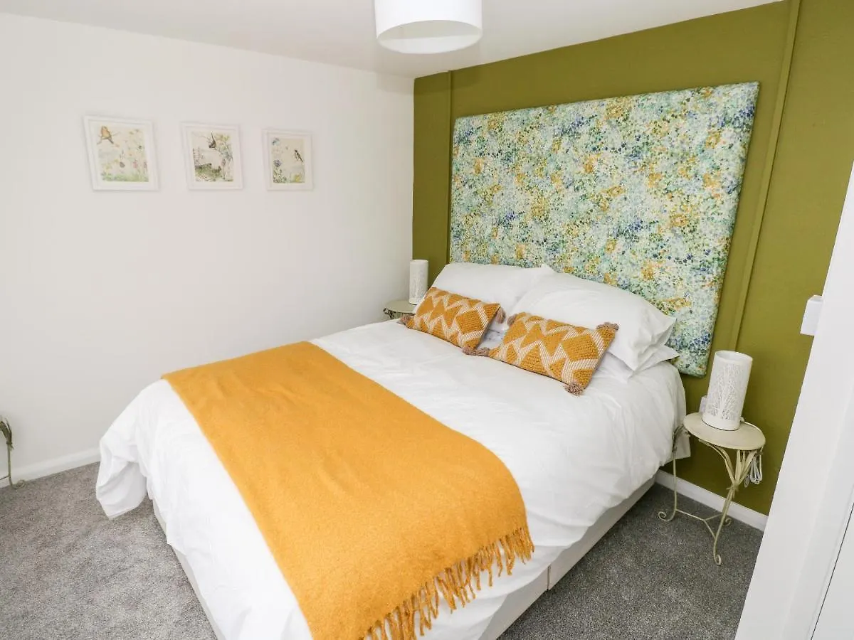 Holiday home Rosemary Tenby