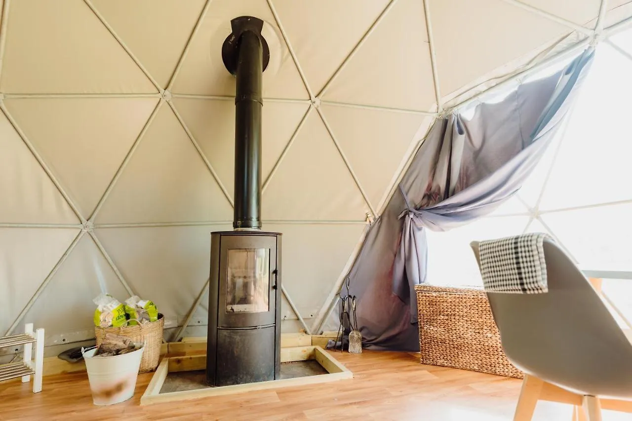 Luxury tent Beavers Retreat Glamping
