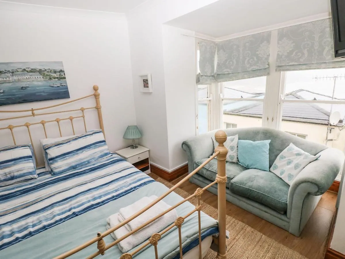 Apartament Gower View *