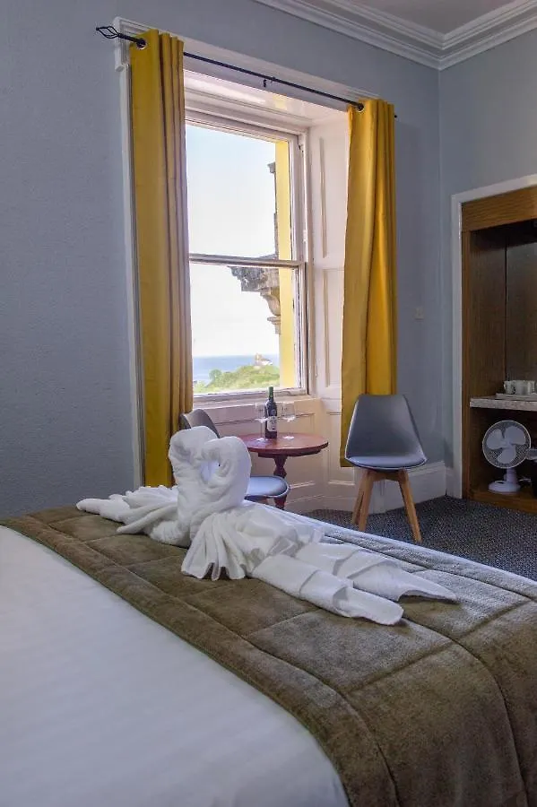 Hotel Royal Lion Tenby