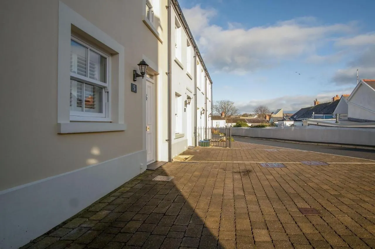 Holiday home Ty Melyn - 2 Bedroom -