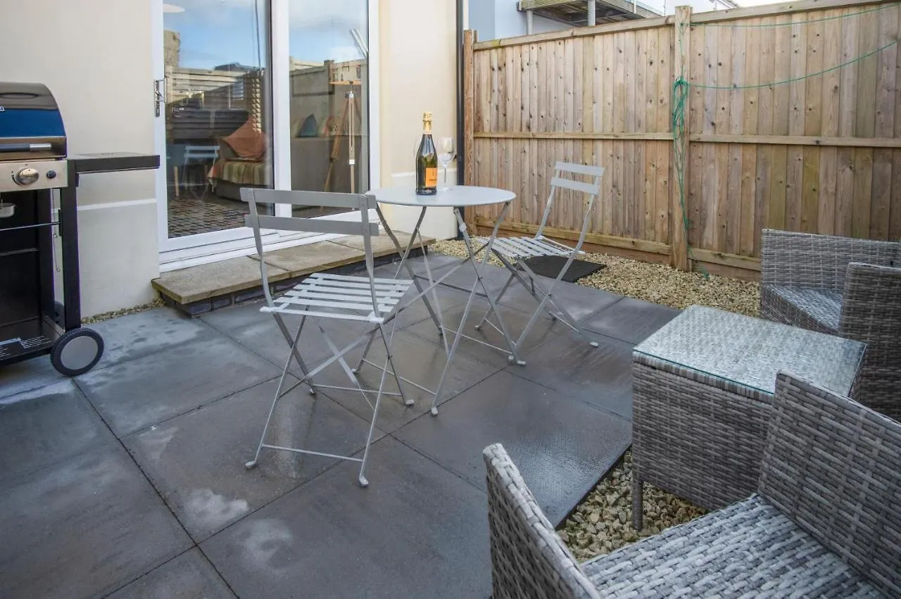 Holiday home Ty Melyn - 2 Bedroom - Tenby