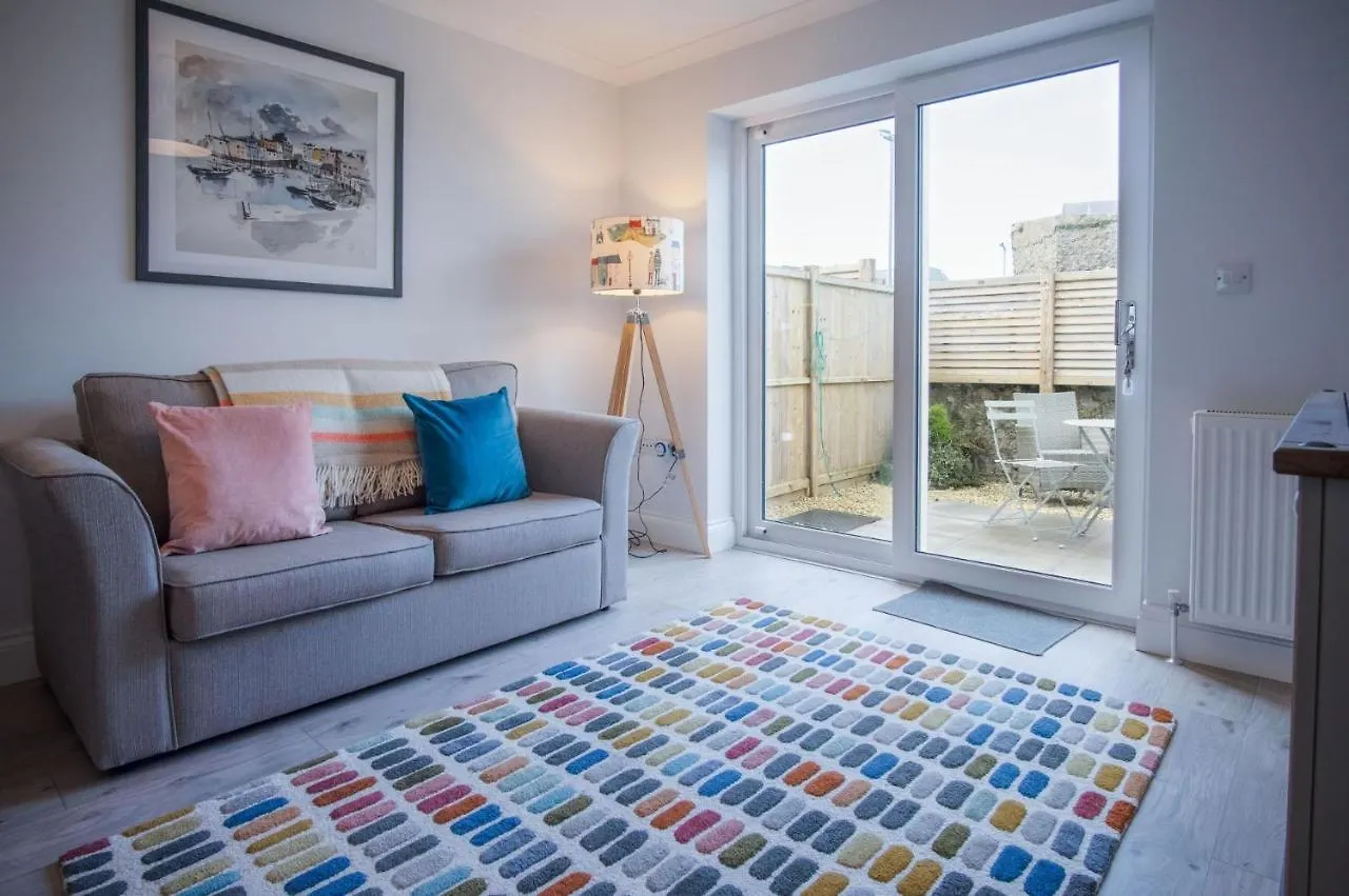 Ty Melyn - 2 Bedroom - Tenby