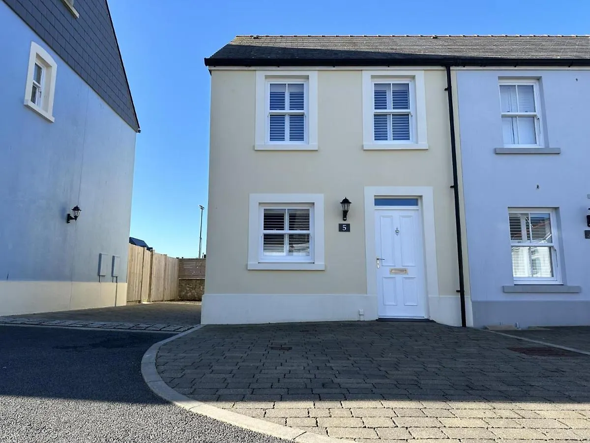 Holiday home Ty Melyn - 2 Bedroom - Tenby