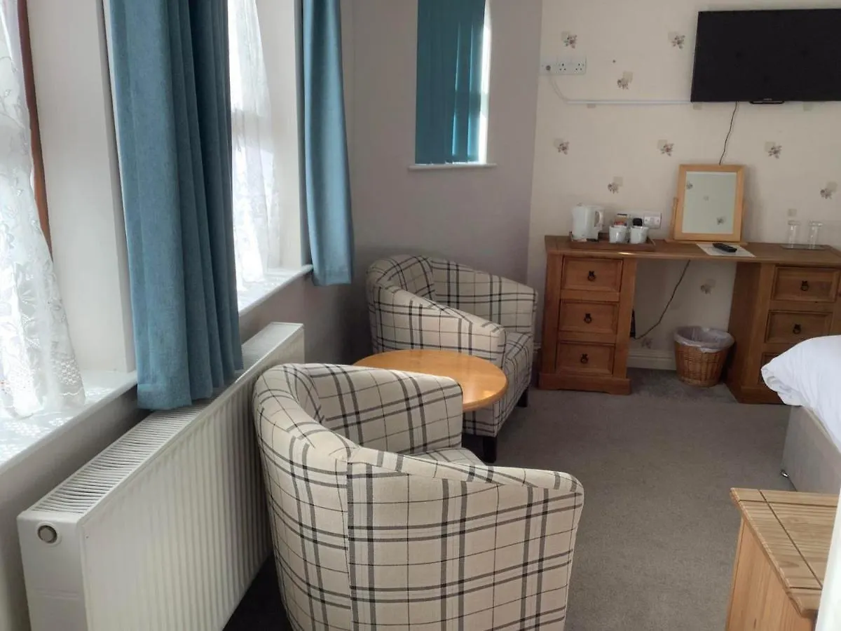 New Overlander Inn Guest house Penally