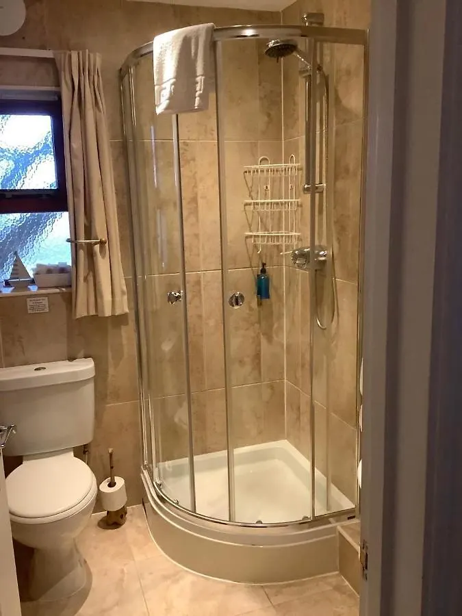 New Overlander Inn 4* Penally