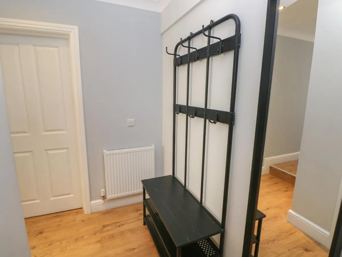 South At The Hideaway Apartment Tenby