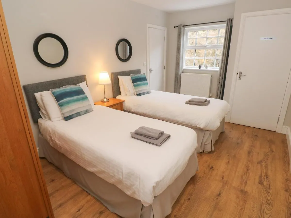 North At The Hideaway * Tenby