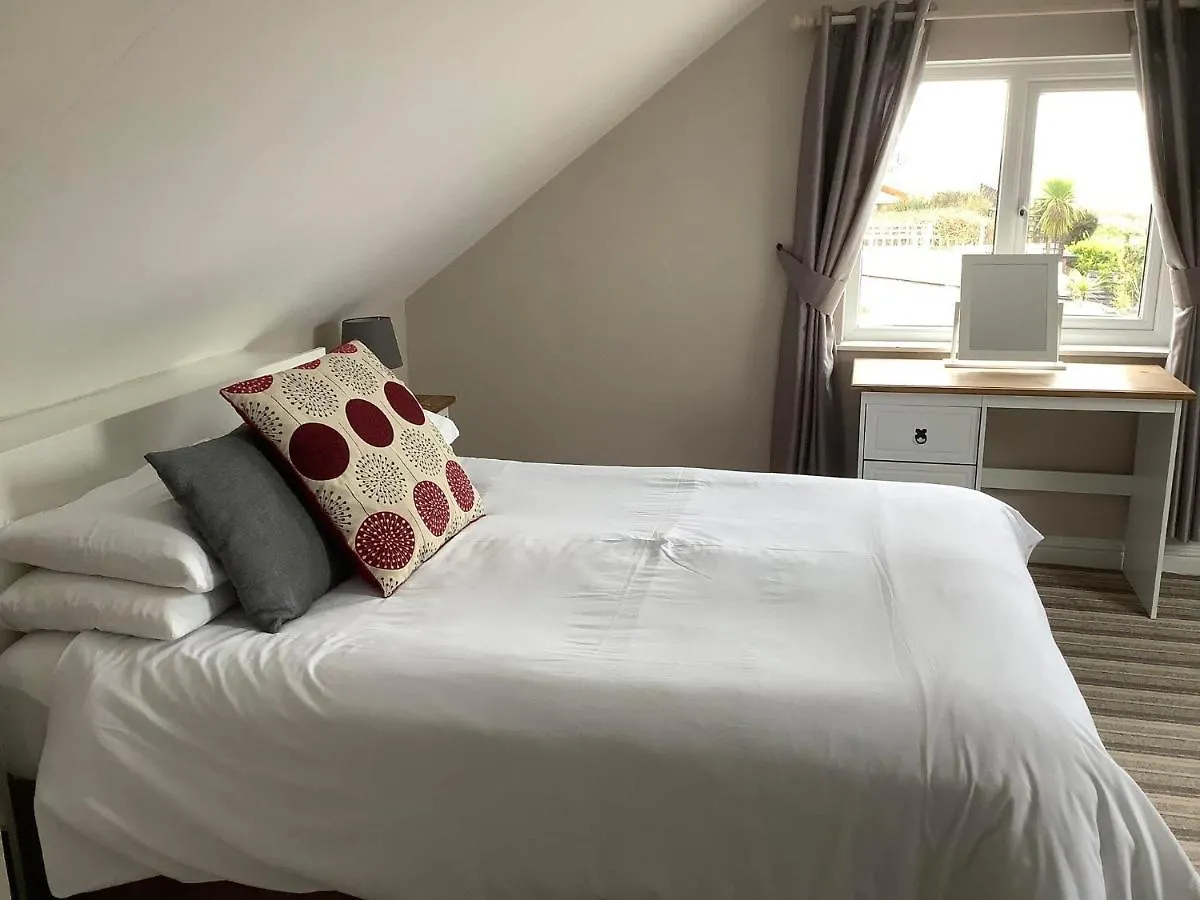 Guest house New Overlander Inn