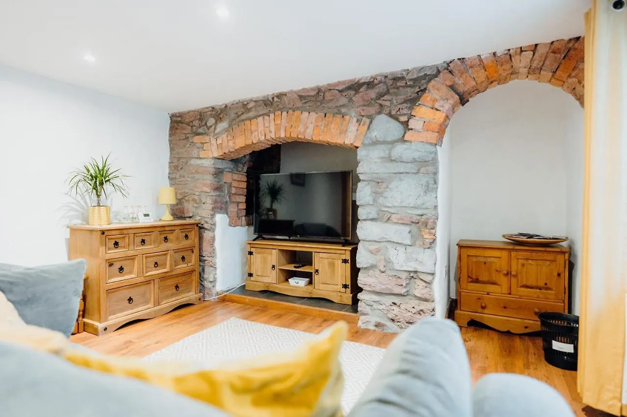 The Bakehouse - Cosy Conversion With Outdoor Sauna