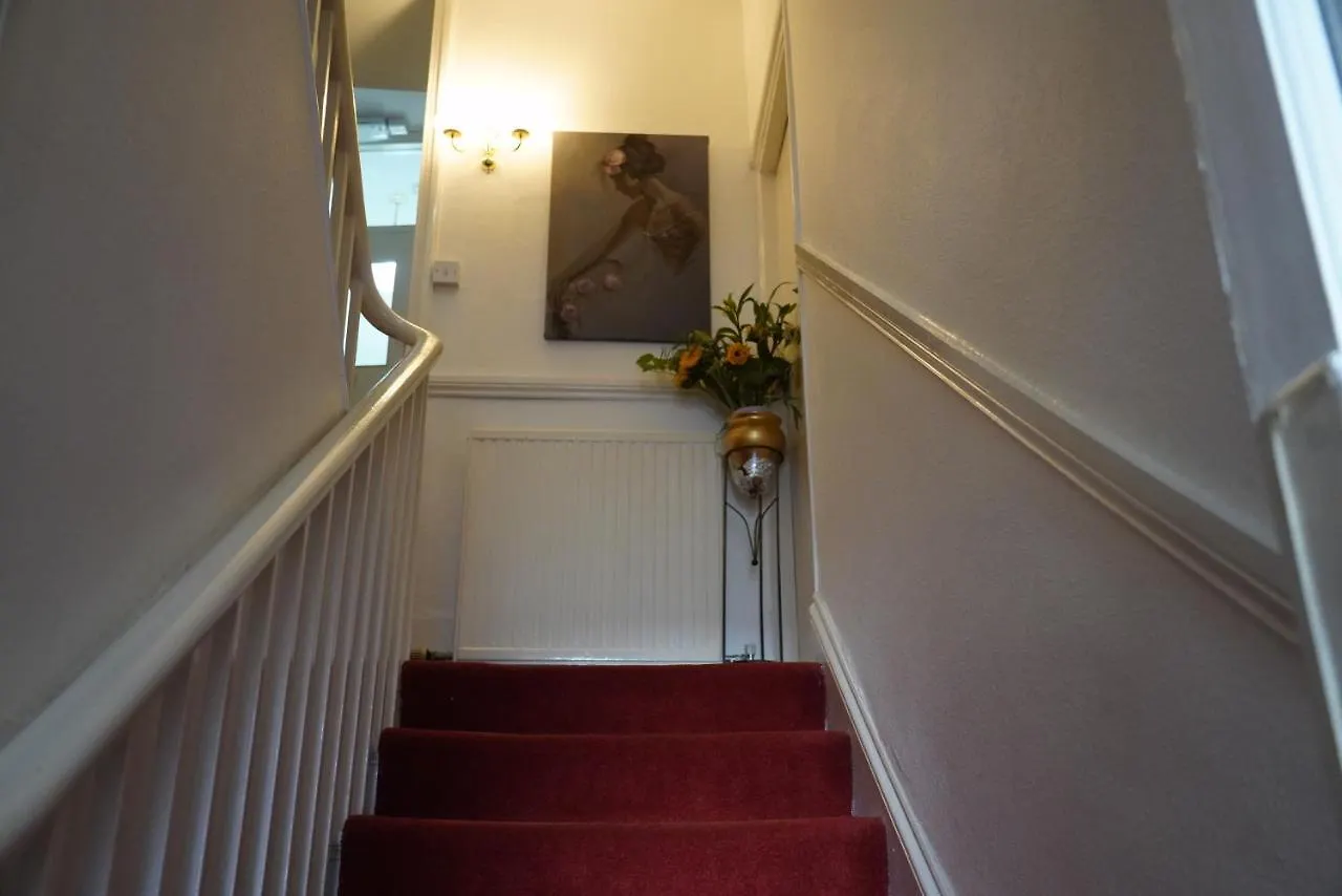Marlborough Guest House B & B Guest house
