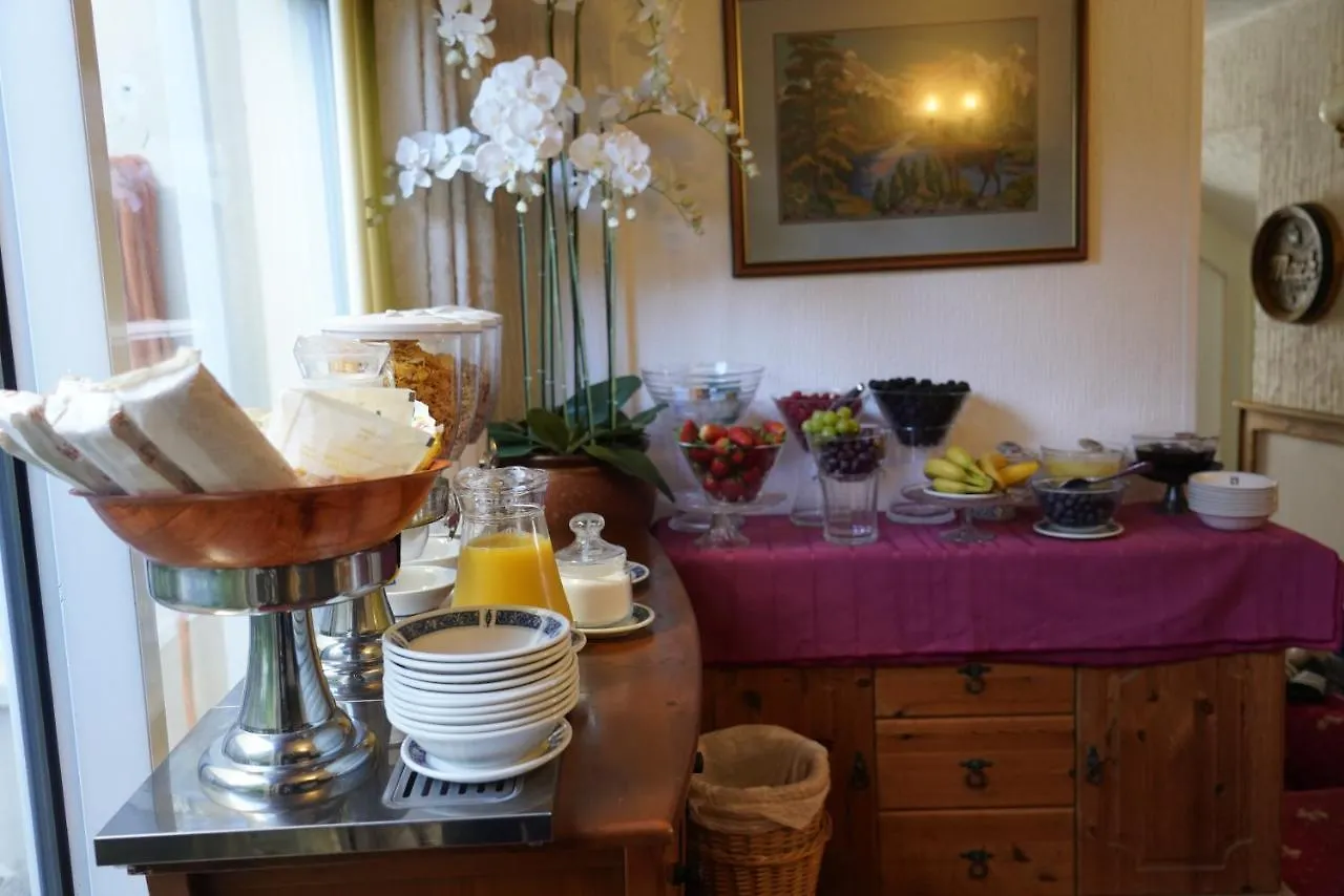 Marlborough Guest House B & B
