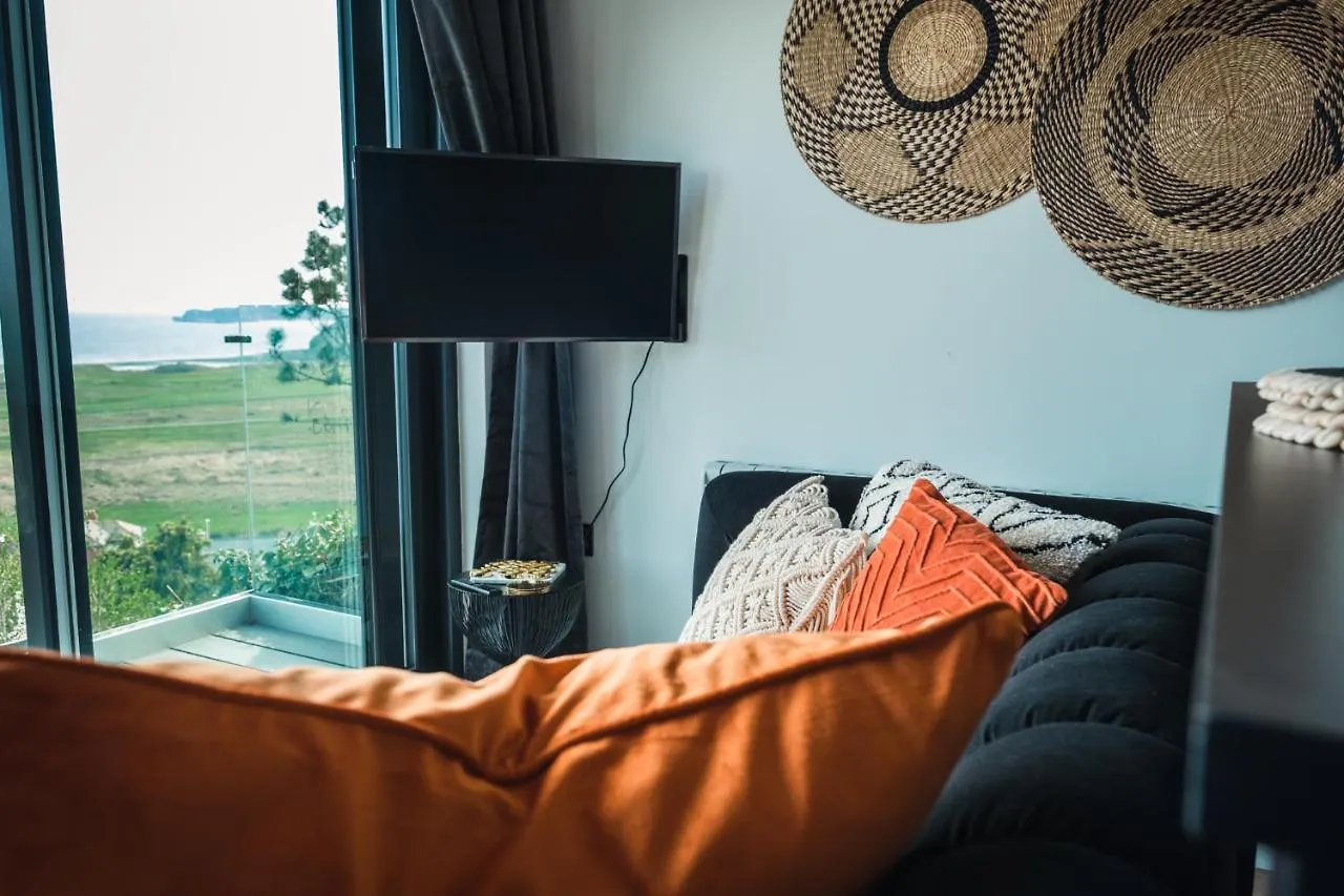 Priory Bay Escapes - Visum * Tenby