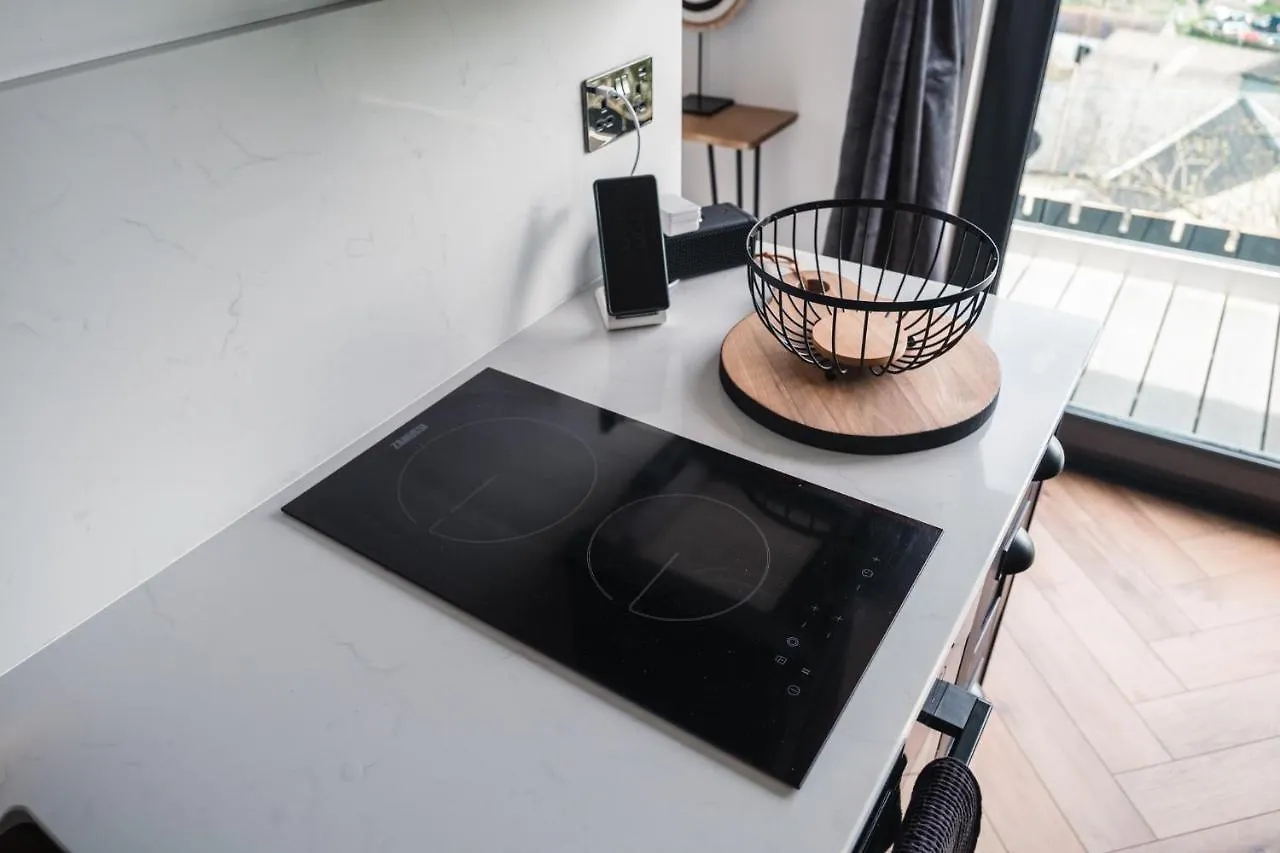 Priory Bay Escapes - Visum Apartment Tenby