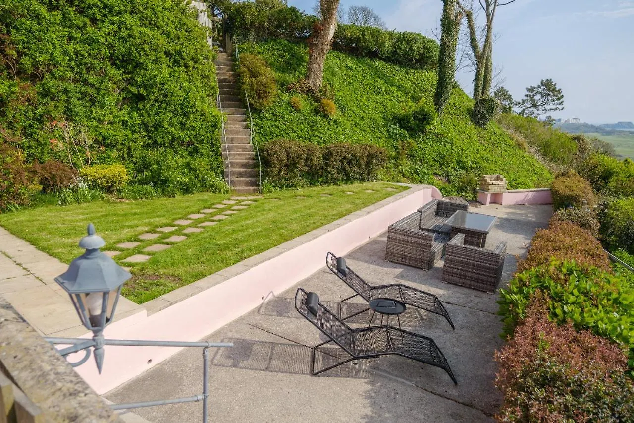 Apartment Priory Bay Escapes - Matahari