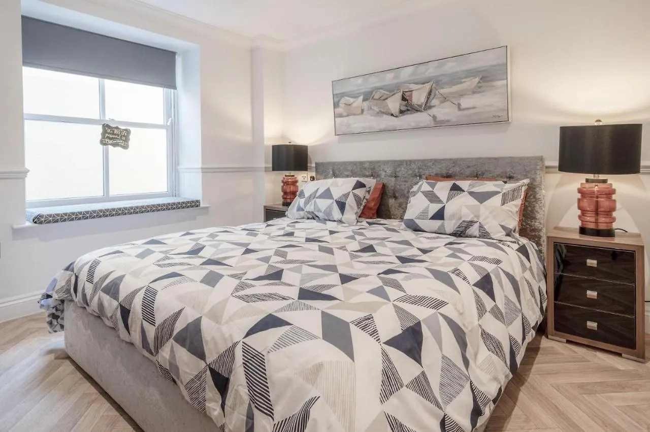The Cwtch - 2 Bedroom - Apartment *