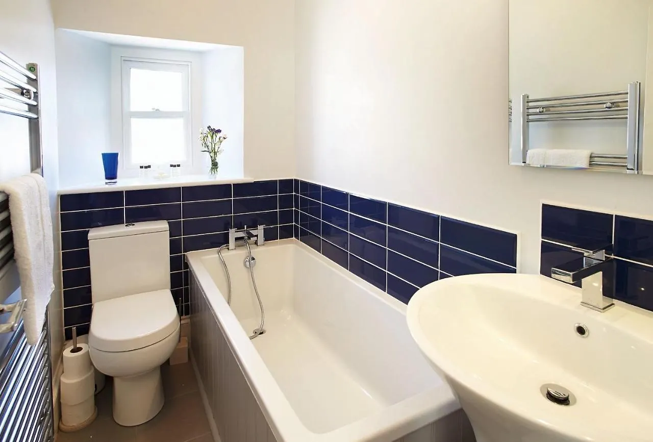 Holiday home High House Sleeping 10 Tenby