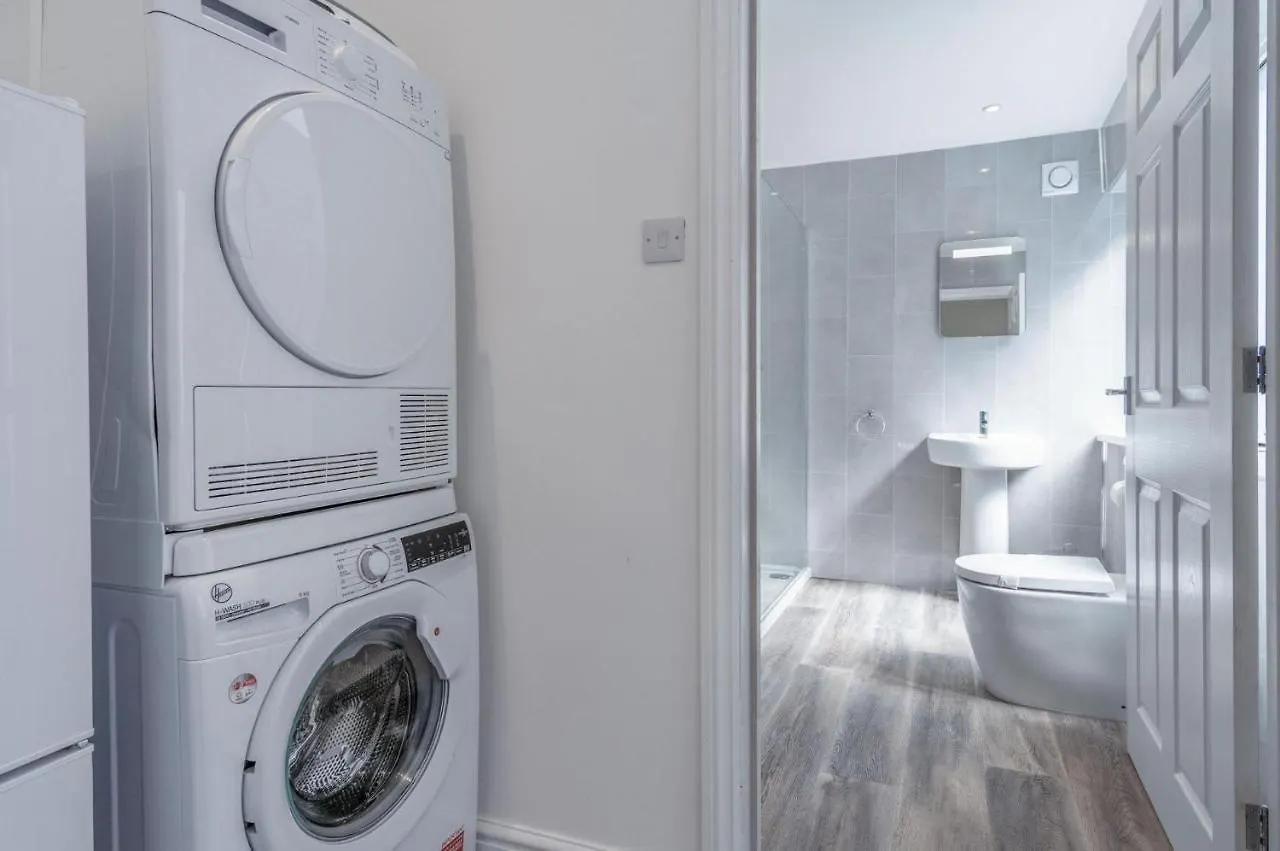 Canol Y Bryn - 3 Bedroom - *