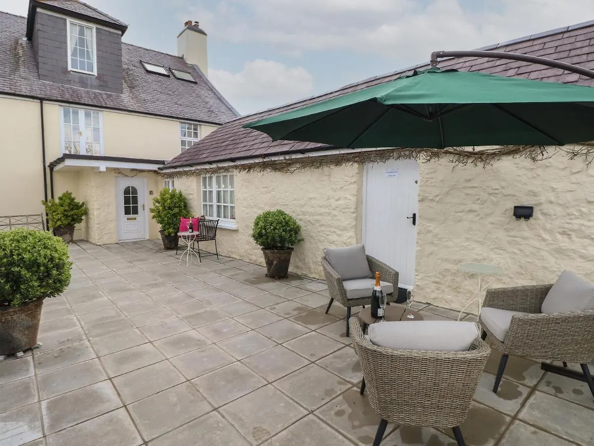 Holiday home Primrose Tenby