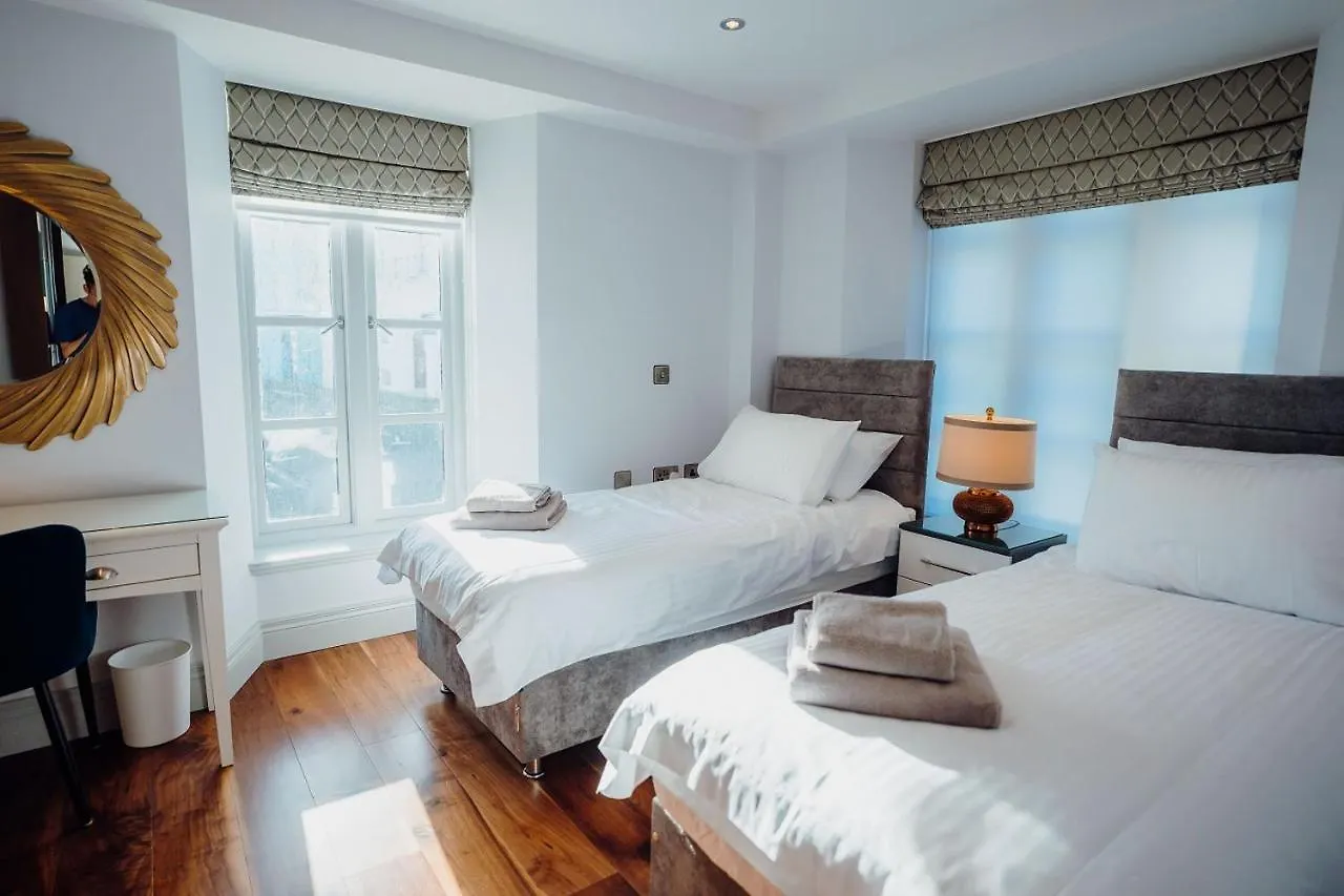 Holiday home Ocean House, Tenby
