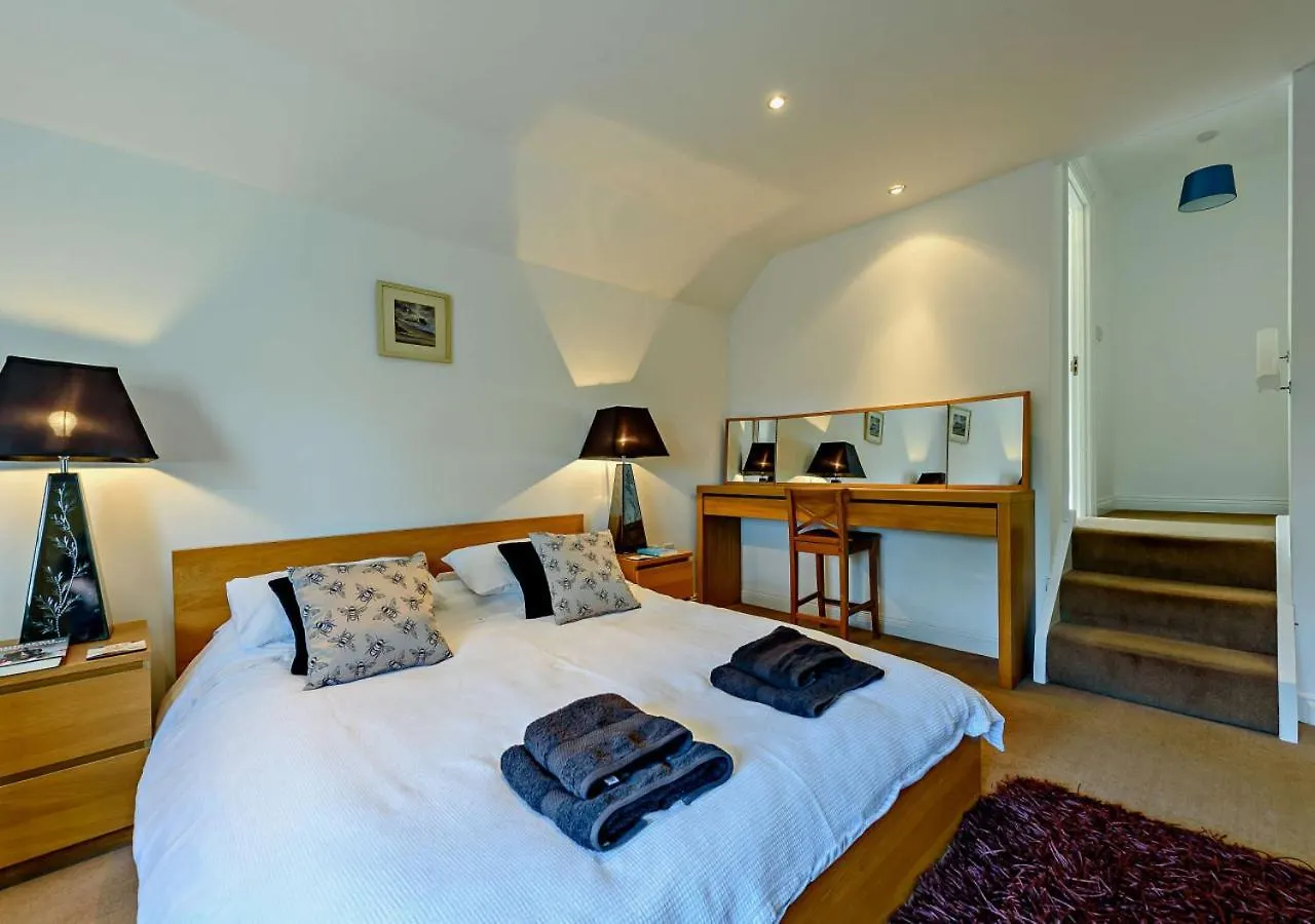 Twmbarlwm Holiday home *