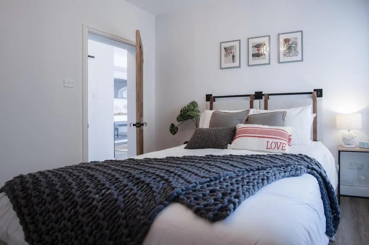 Apartment The Castle - 2 Bedroom - *