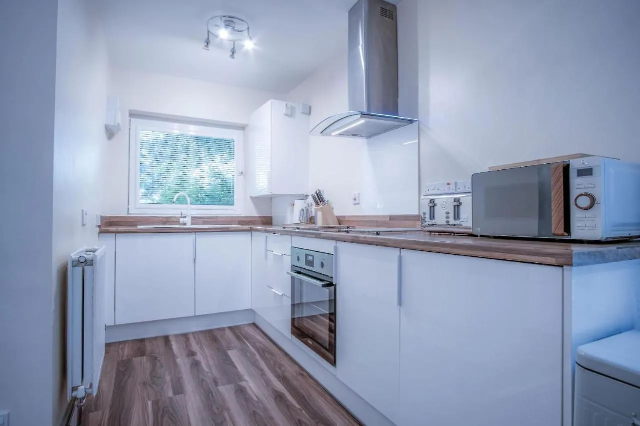 Croft Court - 1 Bedroom - Apartment *