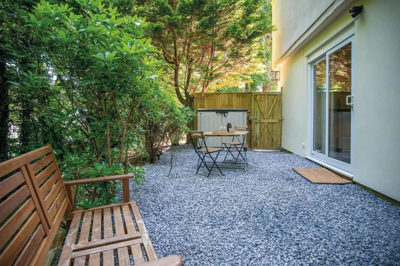 Croft Court - 1 Bedroom - Tenby