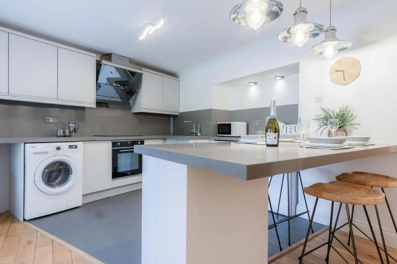 Flat 2 - 2 Bedroom - *