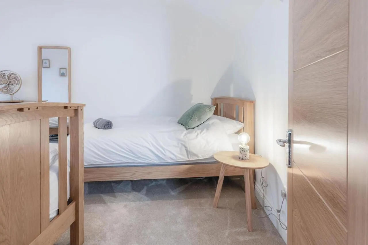 Flat 2 - 2 Bedroom - *