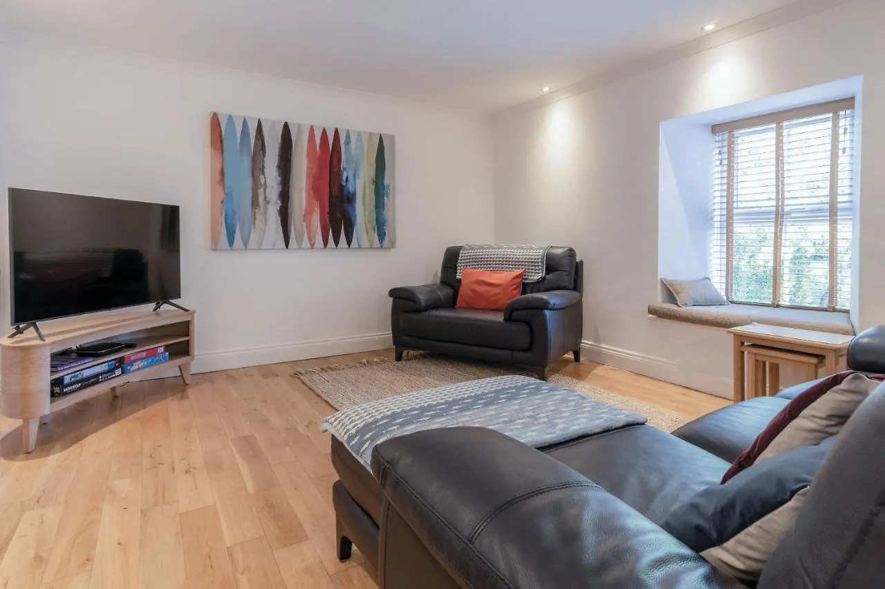 Flat 2 - 2 Bedroom -