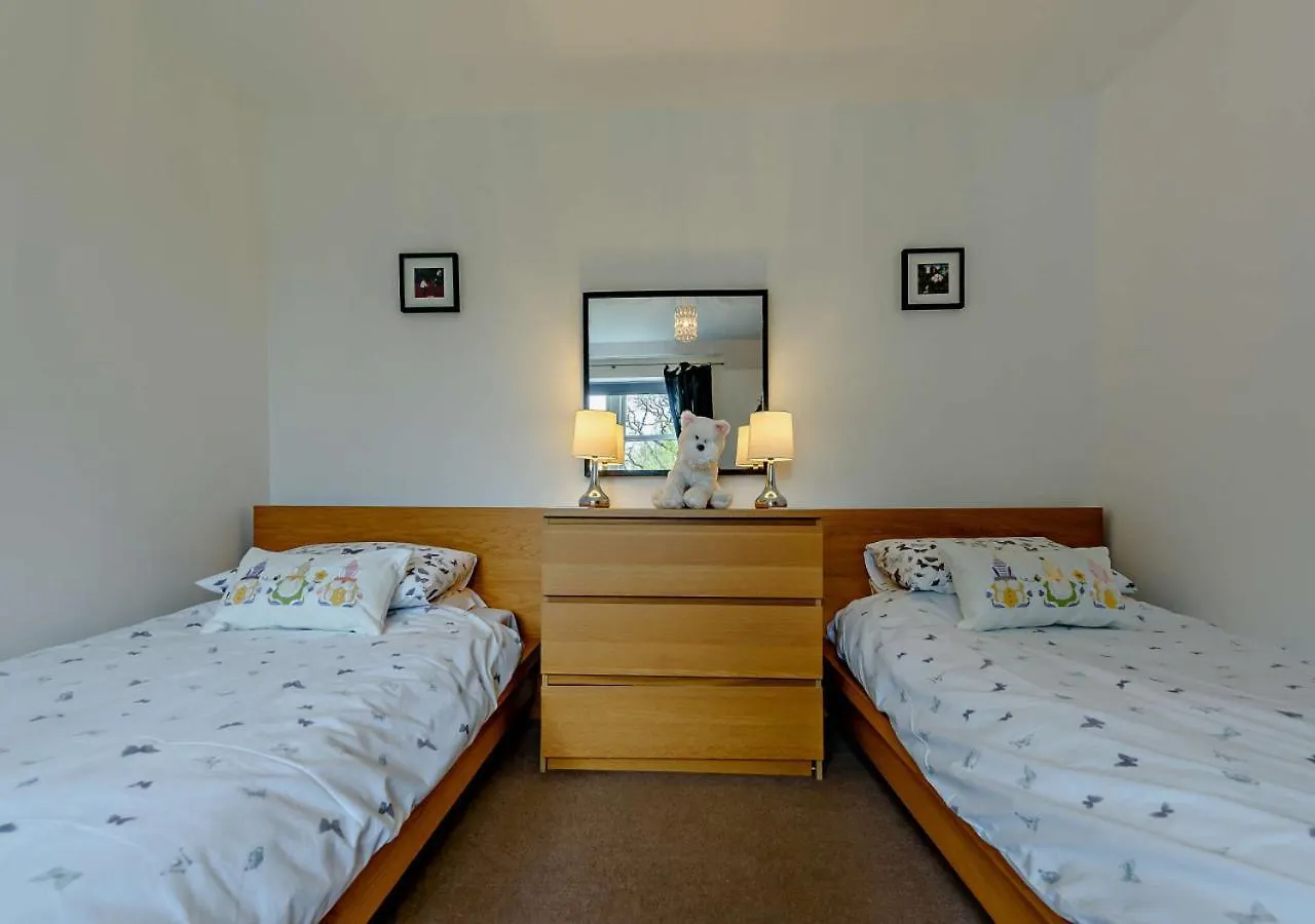 Twmbarlwm Holiday home *