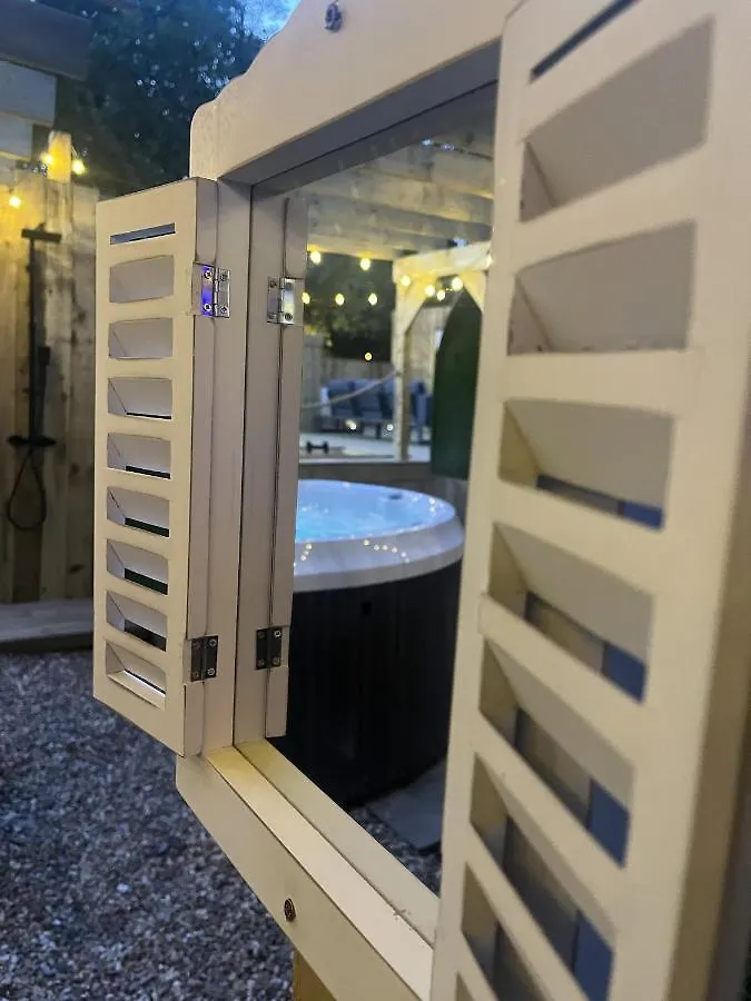 Cariad Holiday home Tenby