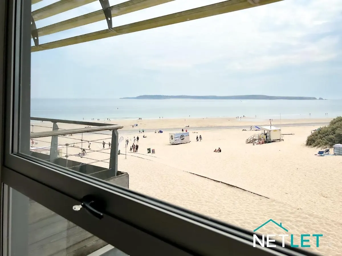 Sea Breeze Apartment Tenby
