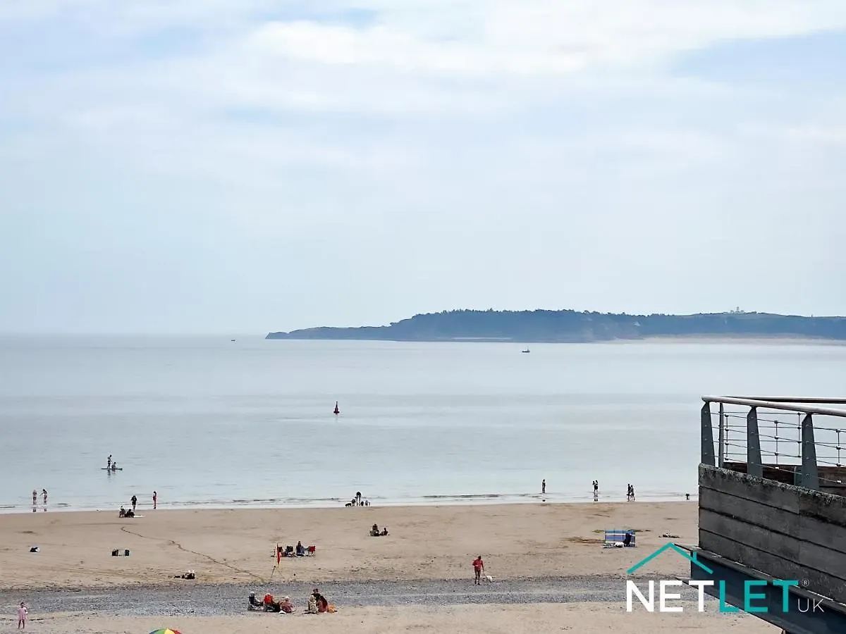 Apartment Sea Breeze *