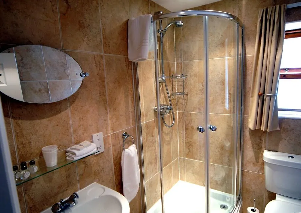 New Overlander Inn Guest house Penally